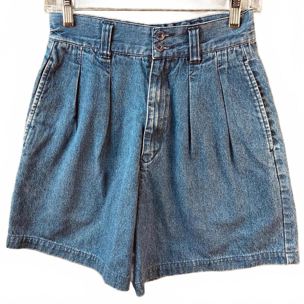 Brittania International High-Waisted Women's Denim Shorts with Pleats (635)
